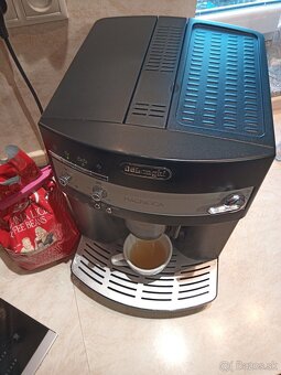 Delonghi Magnifica vo vybornom stave, plne funcny - 2