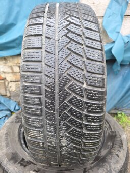 Ponúkam 2 zimné pneumatiky Continental Conti 225/60 R17 - 2