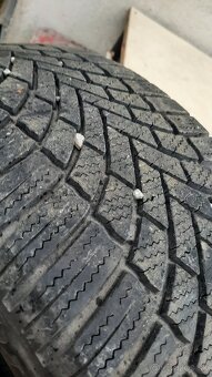 205/55r17 93V   Bridgestone zimne - 2