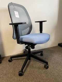 Predám otočnú stoličku Eggy - 2