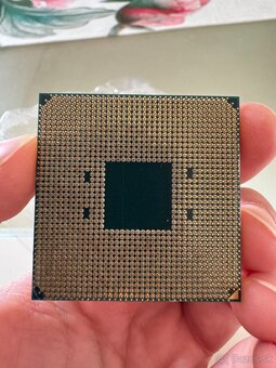AMD Ryzen 7 5700x - 2