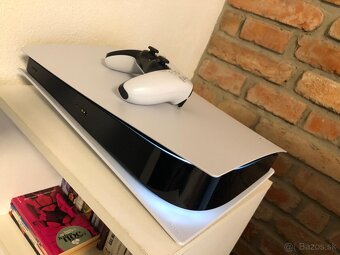 PlayStation 5 Digital - 2