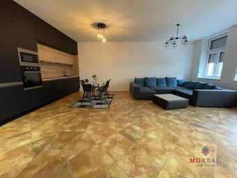 3 izbový byt Priame Centrum Topoľčany s garážou - 2
