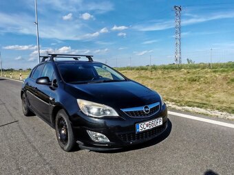 Opel Astra J 1.7 CDTI - 2