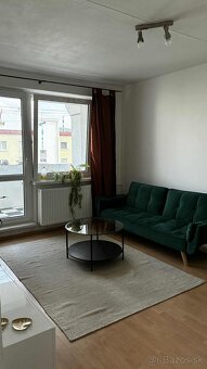3 izbový byt s balkónom vo Zvolene na sídlisku Západ - 2
