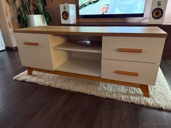 TV stolík - 2