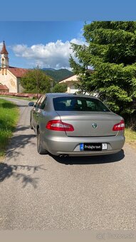 Skoda superb - 2