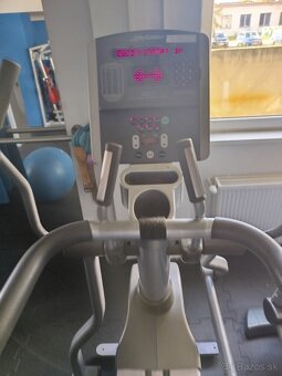 Cross Trainer - 2