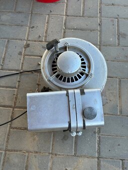 Predám 2T motor na kosačku - 2