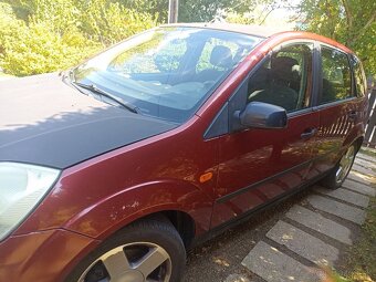 Ford fiesta - 2