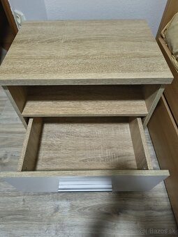 Nočný stolík - 2