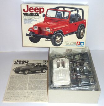 Predám plastikové modely aut 1:24 - 2