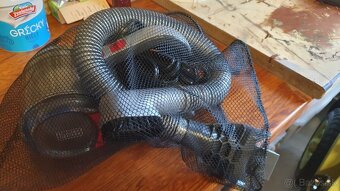 vysávač do auta black and decker - 2