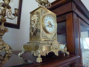 Francúzske bronzové krbové hodiny Vincenti & Cie 1860 - 2