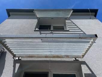 tieniace pergoly nad okná alebo terasu - 2