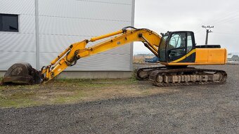 Prodám JCB 220 - 2