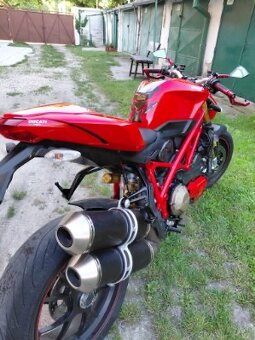 Ducati Streetfighter-S - 2