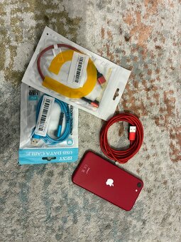 Apple SE RED - 2