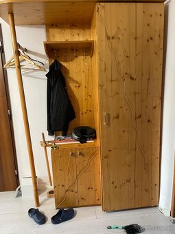 Nábytok do chodby - masív - 2