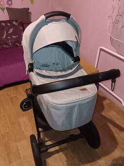 Predám kočík Kinderkraft everyday 2 v 1 light grey - 2