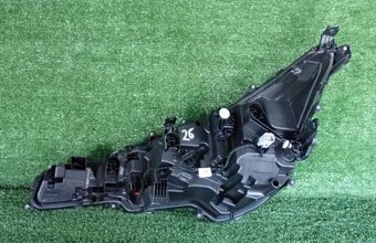 toyota corolla svetlo full led e21 2018+ - 2