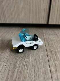 Predám Lego Classic Town/City 1610 policajné auto - 2