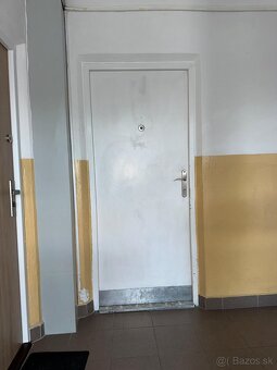 1 izb. byt 40m2- CENTRUM-Pôvodný Stav - 2