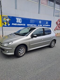 Peugeot 206 - 2