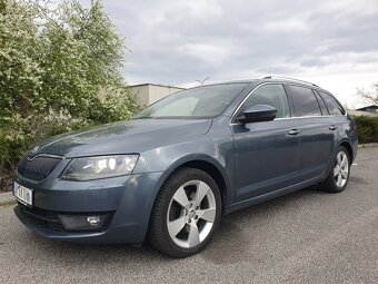 Škoda Octavia Combi 2.0 TDI Ambition 4x4 DSG - 2
