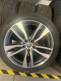 Audi A6 C8 originál kolesá 245/45 R19 102V zimná sada - 2