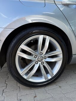 Original elektróny VW 5x112 R18 - top stav - 2