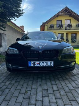 BMW 523i F10 2010 - 2
