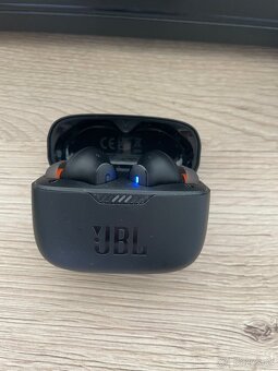 bezdrôtové slúchadlá JBL Tune 230NC TWS - 2