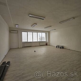 Kancelárske alebo obchodné priestory 70m2,Sečovce - 2