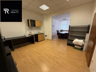 TRNAVA REALITY - prenájom kancelárie v centre Trnavy - Vajan - 2