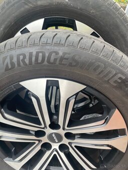Sada Toyota RAV4 MAK J7X18, Letné 255/60 R18 Bridg. dot 2021 - 2