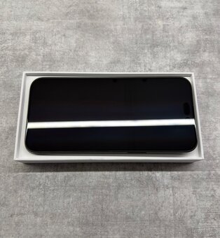 Apple iPhone 15 Pro Max 256Gb - 2