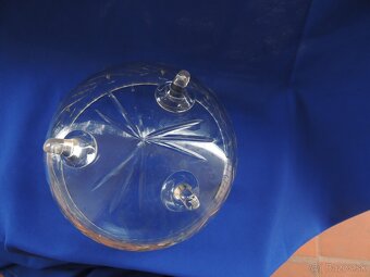 Starožitná misa na cukrovinky sklo biele brúsené - 2