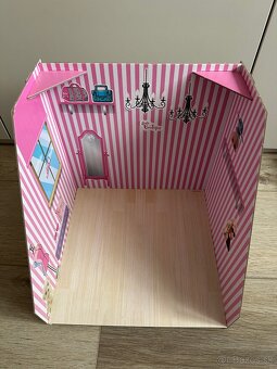 Barbie kartonovy butique - 2
