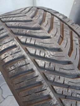 Predám pneumatiky 215/55 R17 - 2