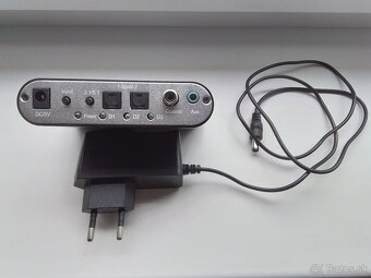 Audio dekodér s 5,1 výstupom - 2