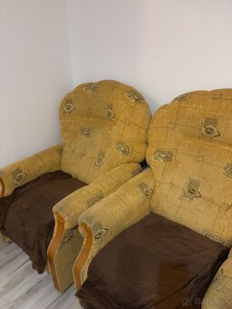 Darujem dve kreslá - 2