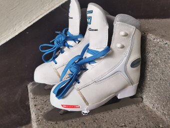 DETSKÉ KORČULE - 2