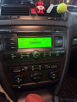 Skoda autoradio stream mp3 - 2