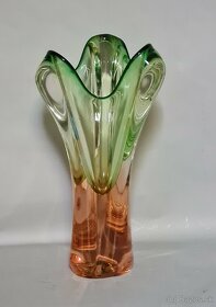 Sklenené dizajnové vázy 1 - 2