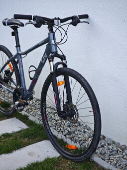 Giant Liv Rove 1 - 2