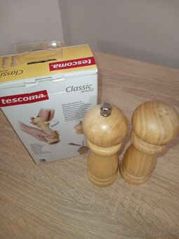 Mlynček na korenie a solnička - 2