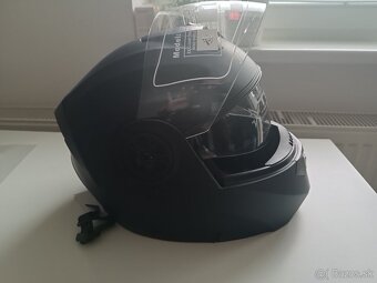 Vyklapacia prilba BLD - 2