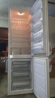 Whirlpool kombinovaná chladnička s mrazničkou - 2