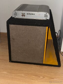 JBL subwoofer - 2